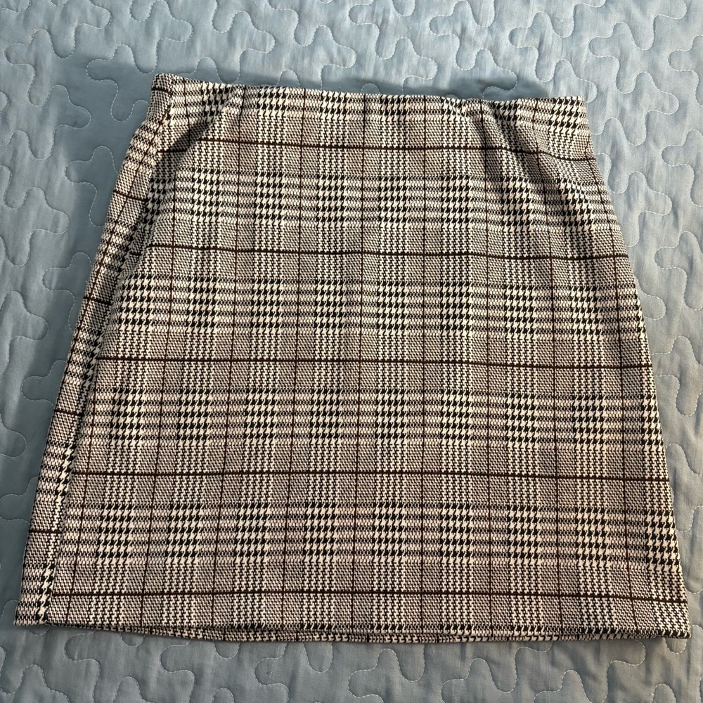 H&M Black and White Plaid Pencil Skirt